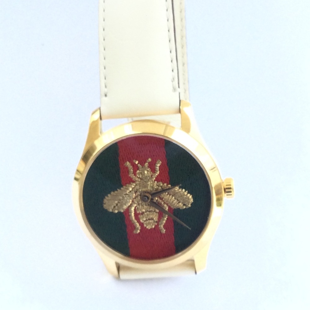 Gucci Timeless Embroidered Le Marche Bee Watch